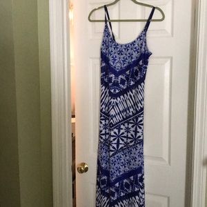 Venus size M maxi dress